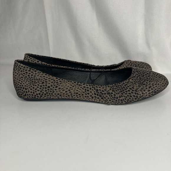 NEW A. Co Animal Print Flats Shoes Size 8 Taupe & Black Animal Print - Picture 1 of 6
